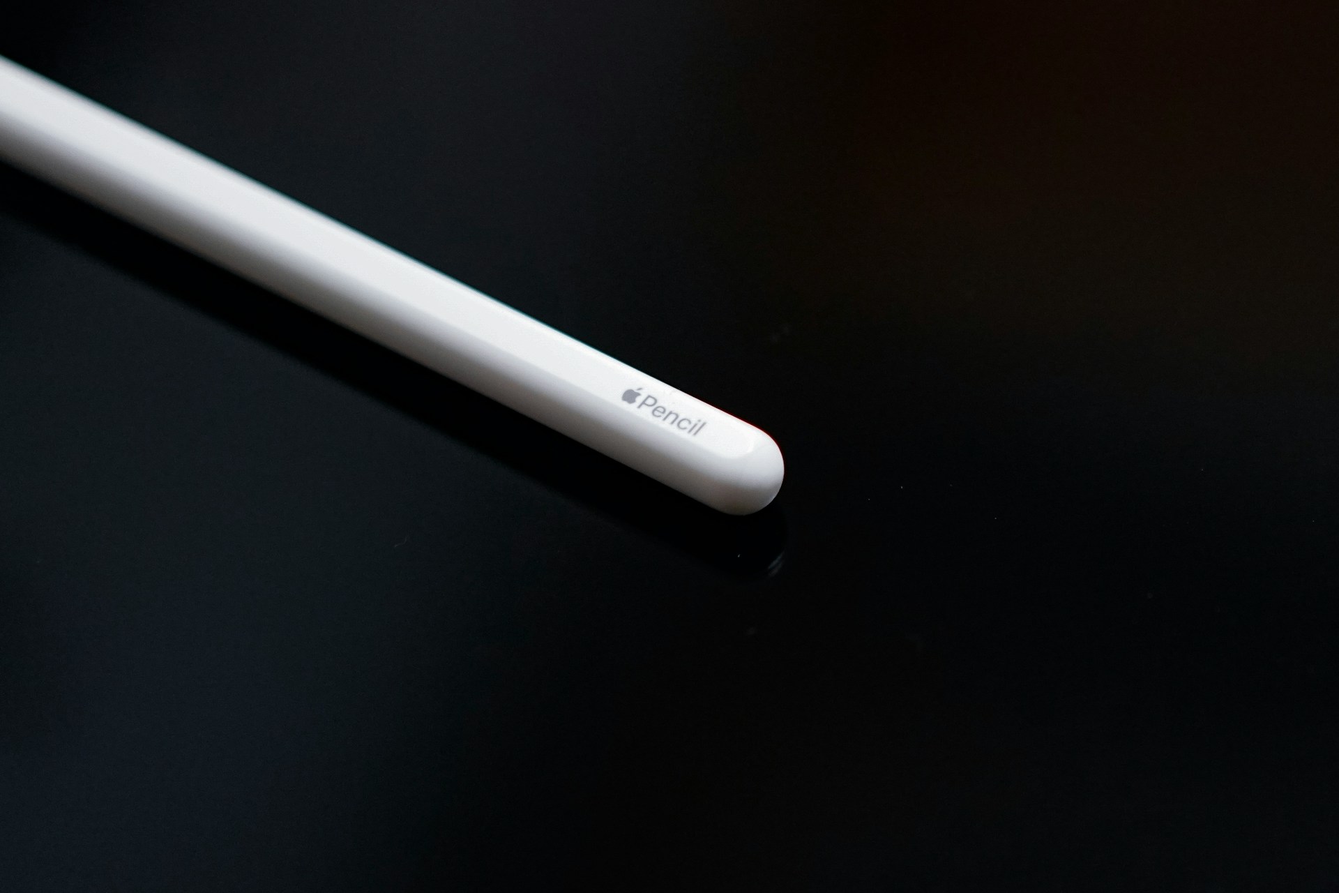 Esqueça o iPad — é o iPhone 16 Pro que precisa do suporte do Apple Pencil 3